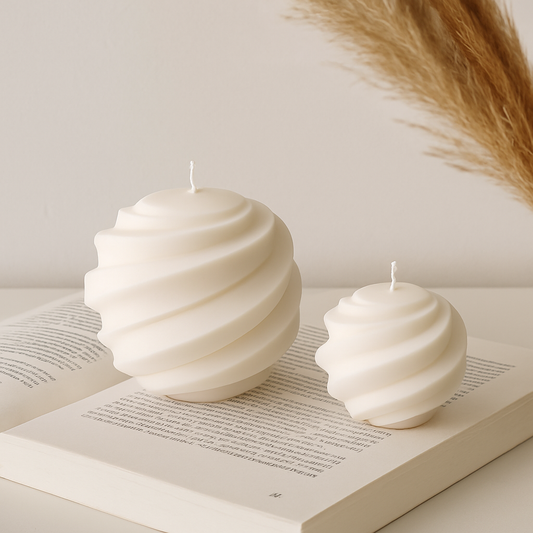 Swirl ball - Sculptural Candle