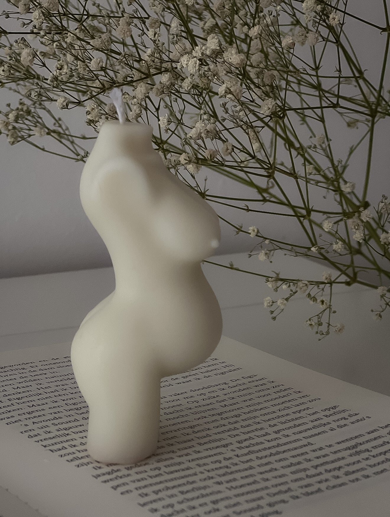 Mommy - Sculptural Maternity Candle