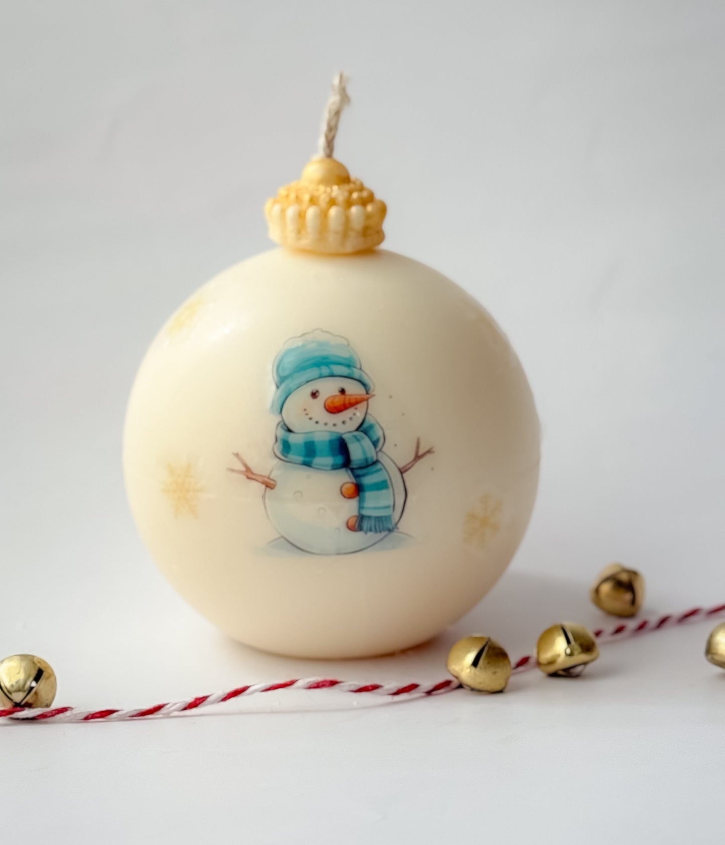 The Christmas Ornament Candle