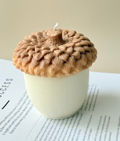 Eikel kaars herfst collectie - Handgemaakt door Cheri Atelier